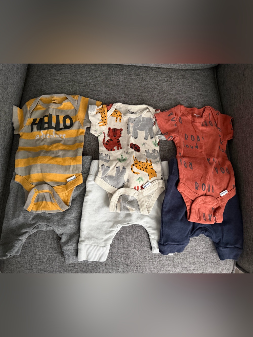 Newborn baby clothes lot including hat and mittens